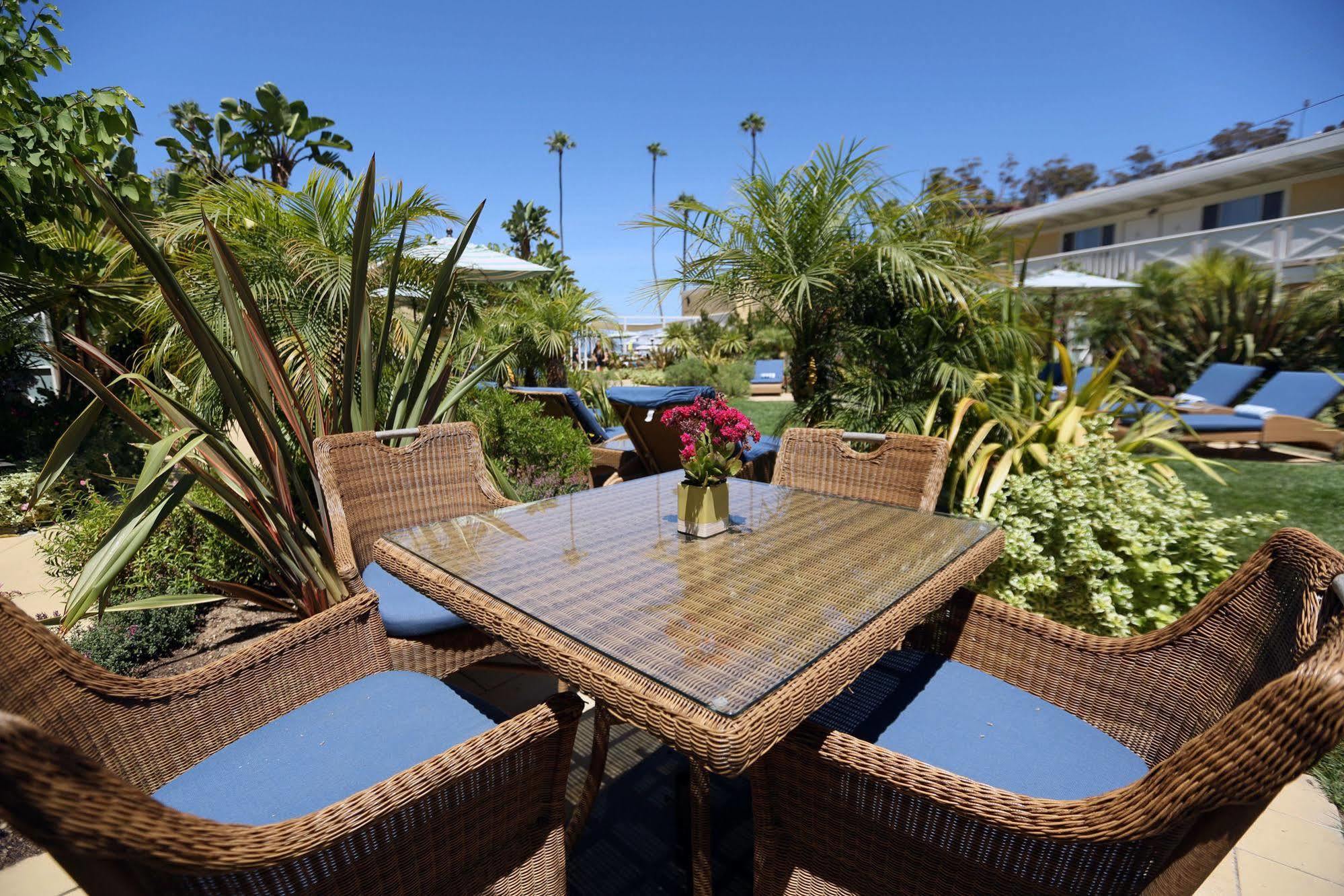 Pavilion Hotel Avalon Dış mekan fotoğraf